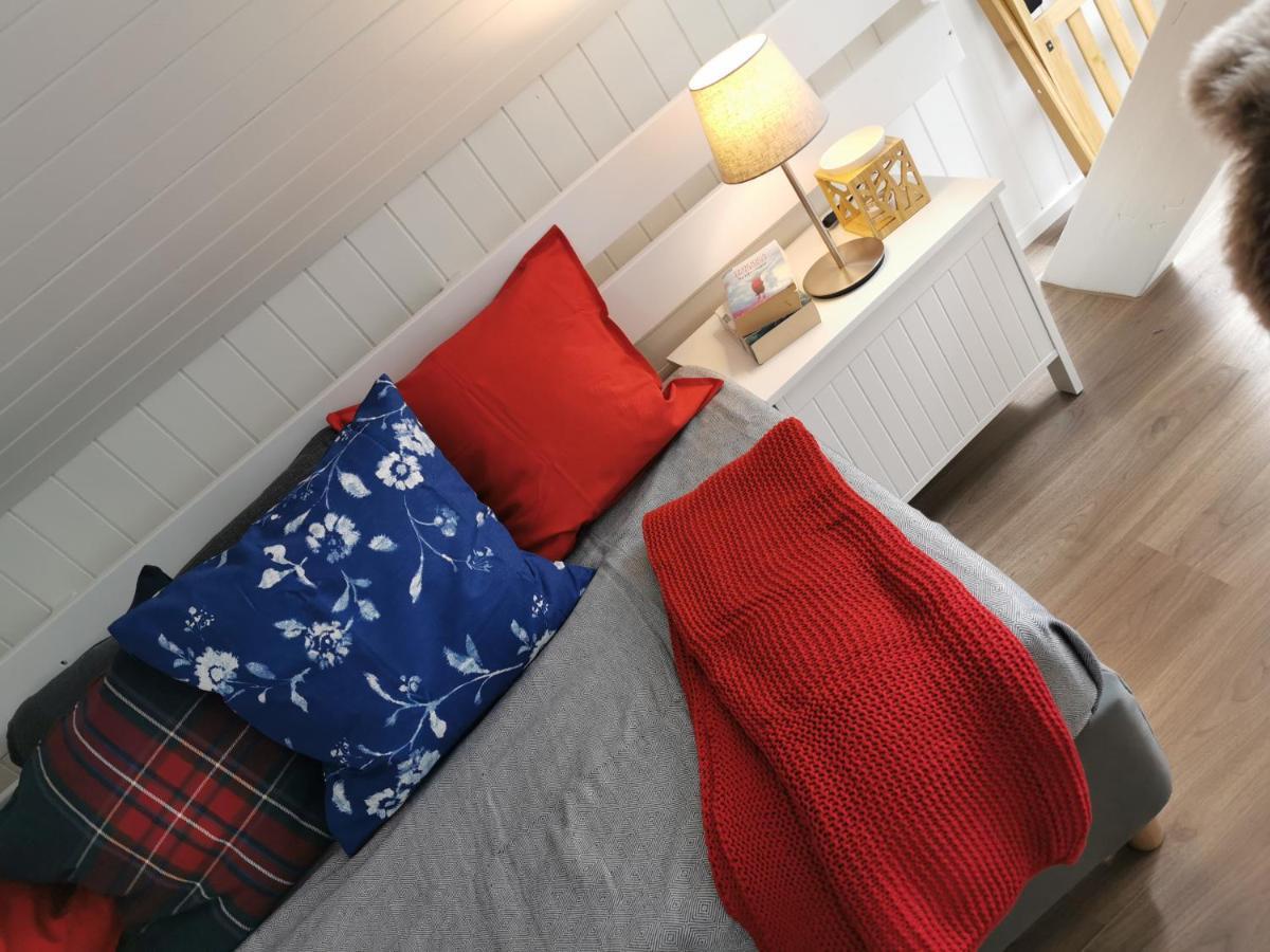 Alp Centre Location With Traditional Design And Self Check-in Engelberg